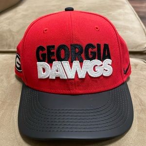 NIKE GA Bulldogs Baseball cap NEW w/o tags